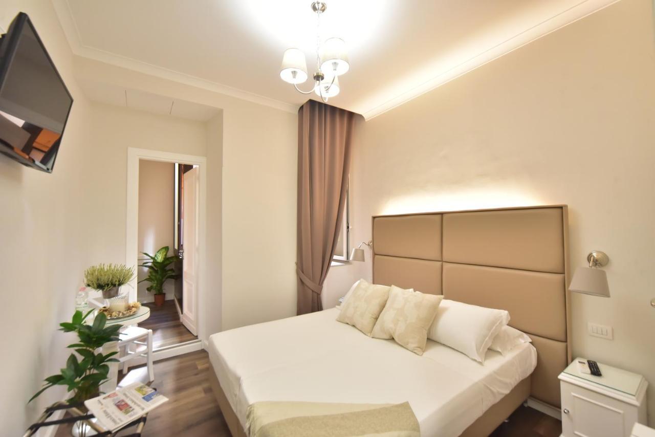 Sacconi Palace Suite Roma Экстерьер фото