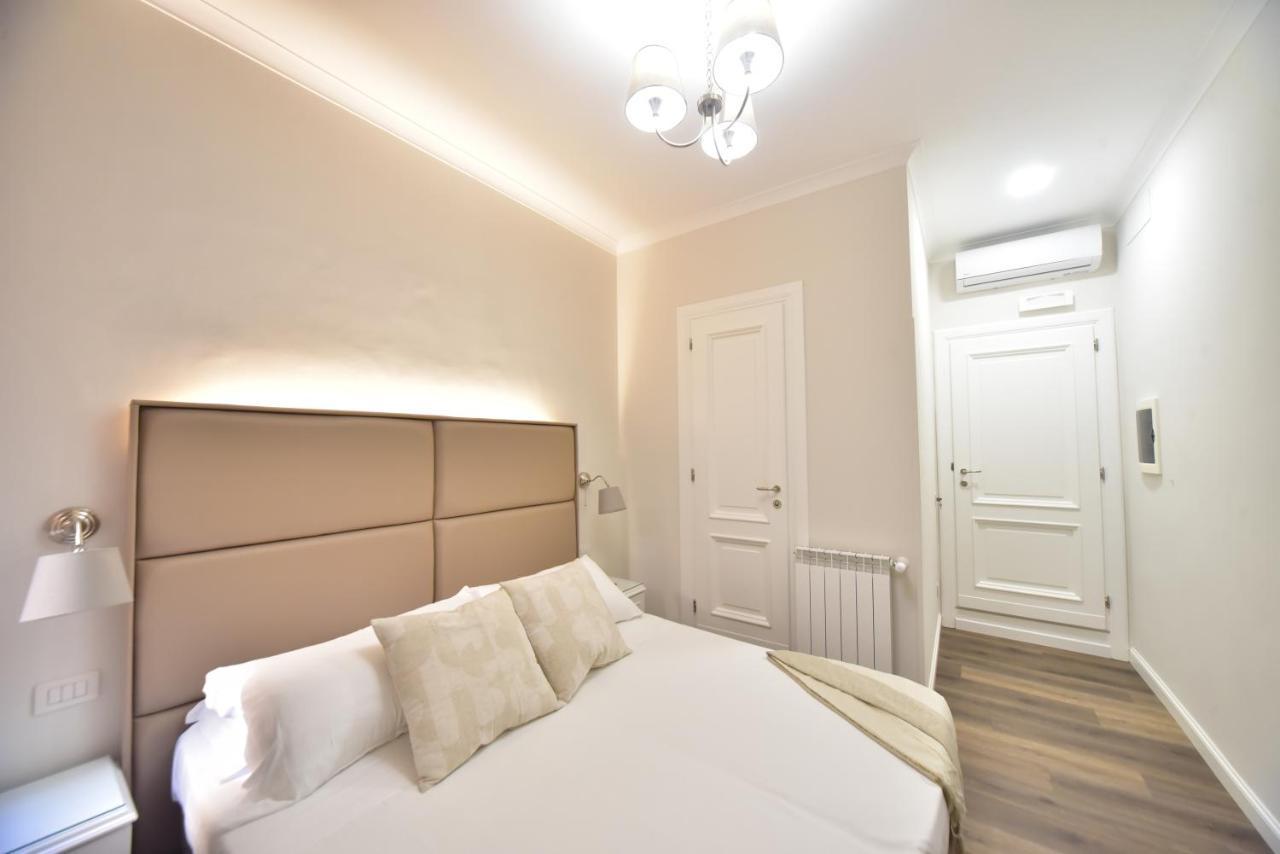 Sacconi Palace Suite Roma Экстерьер фото