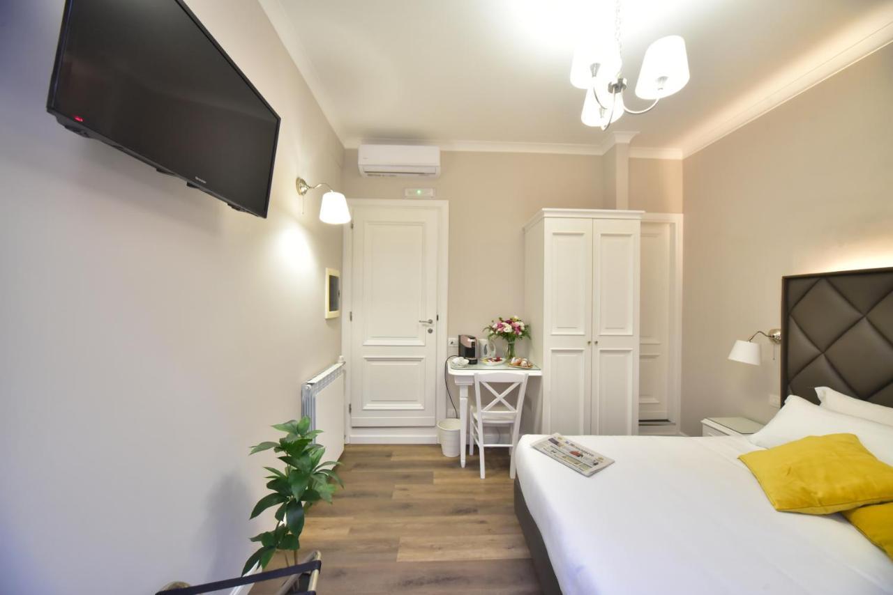 Sacconi Palace Suite Roma Экстерьер фото